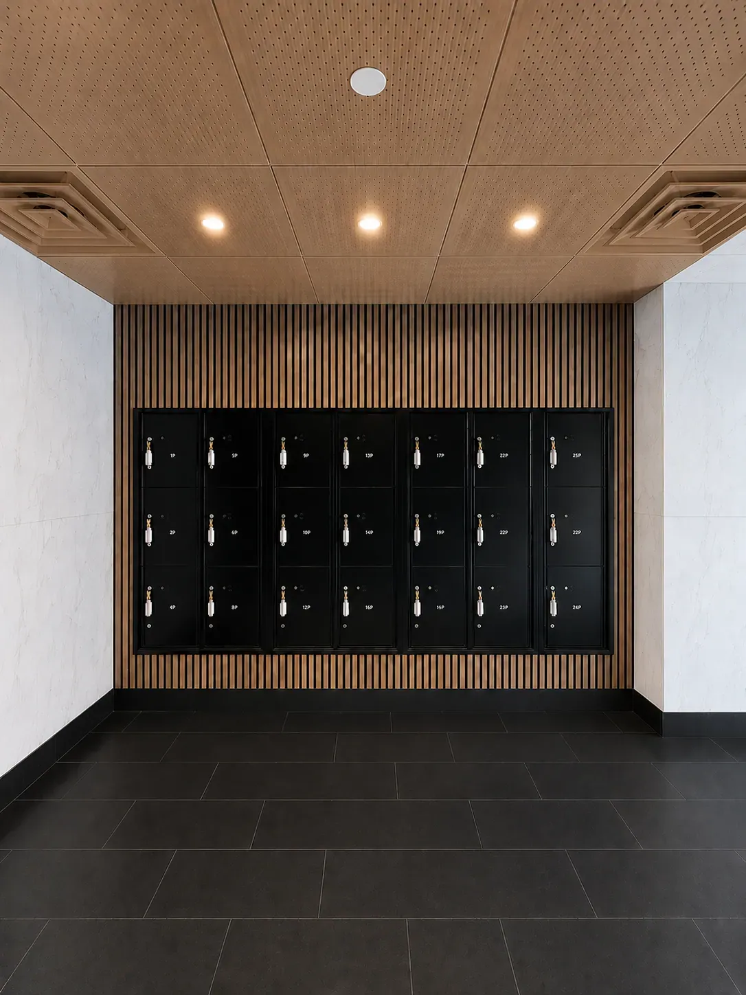 Mailroom and secure package lockers at The Ranstead
